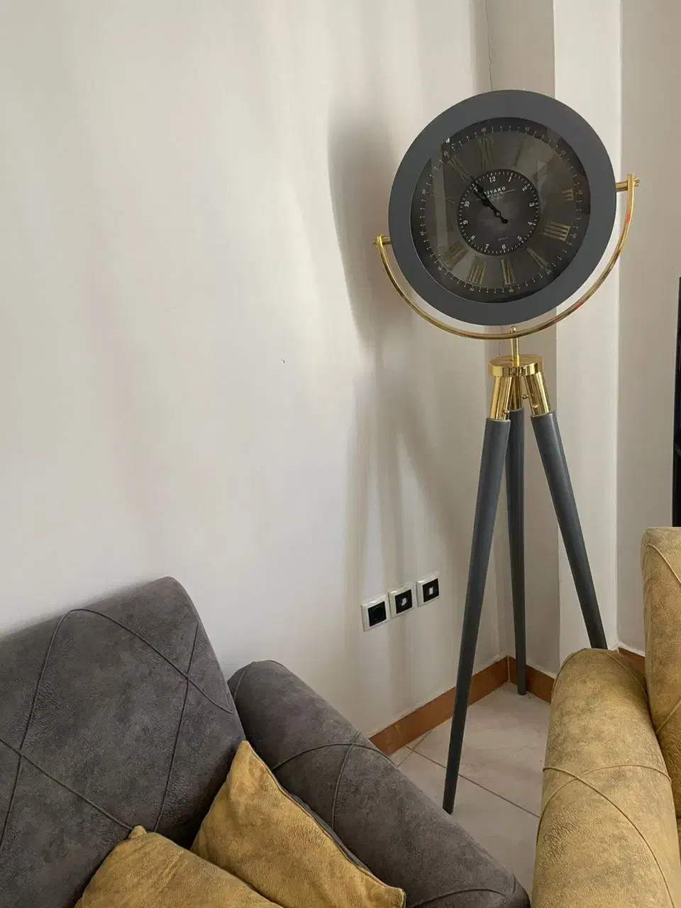 ساعت ایستادع|ساعت دیواری و تزئینی|رشت, پل تالشان|دیوار