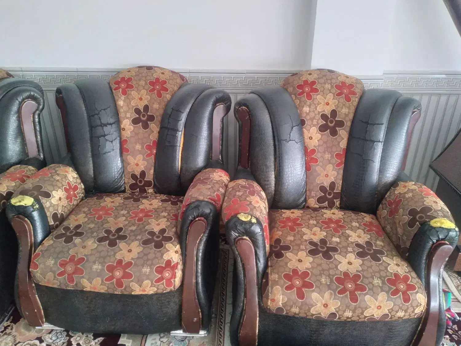 مبل راحتی|مبلمان خانگی و میز عسلی|زرین دشت (همدان), |دیوار