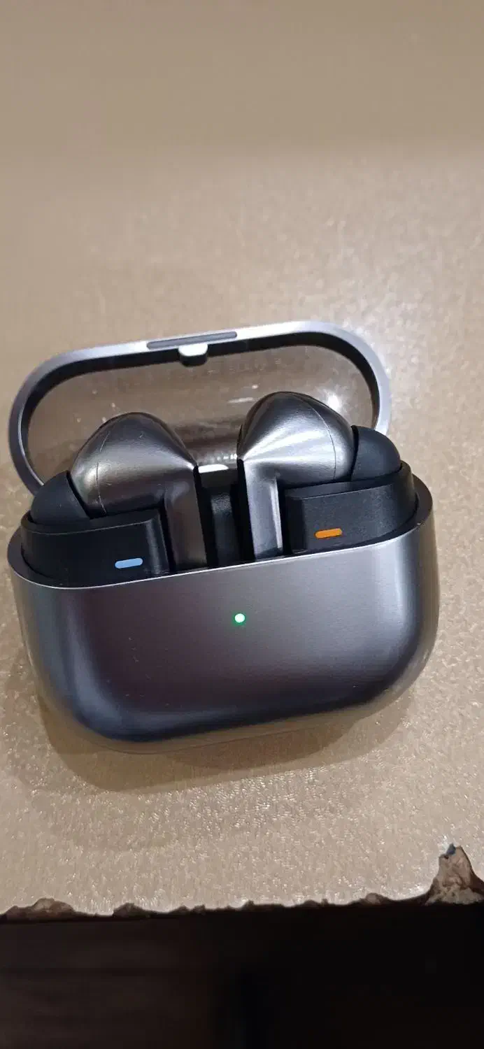 هدفون باز ۳ پرو|لوازم جانبی موبایل و تبلت|کیش, |دیوار