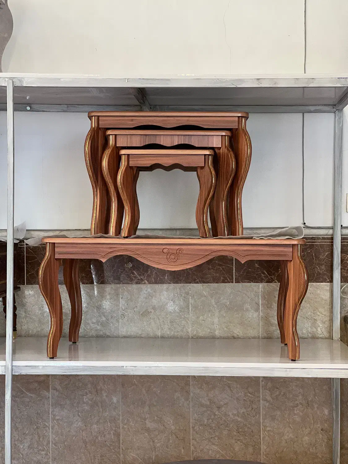 جلو مبلی شرکتی قهوه ای طوسی سفید (جهان مبل)|مبلمان خانگی و میز عسلی|کرمانشاه, |دیوار