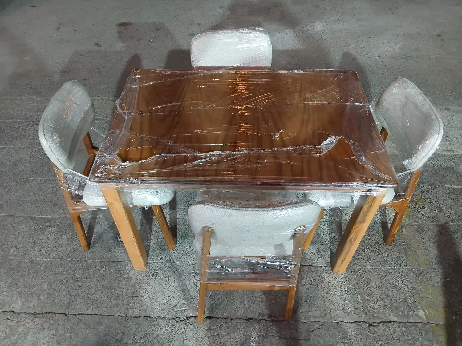 میز ناهار|میز و صندلی غذاخوری|بندرعباس, |دیوار