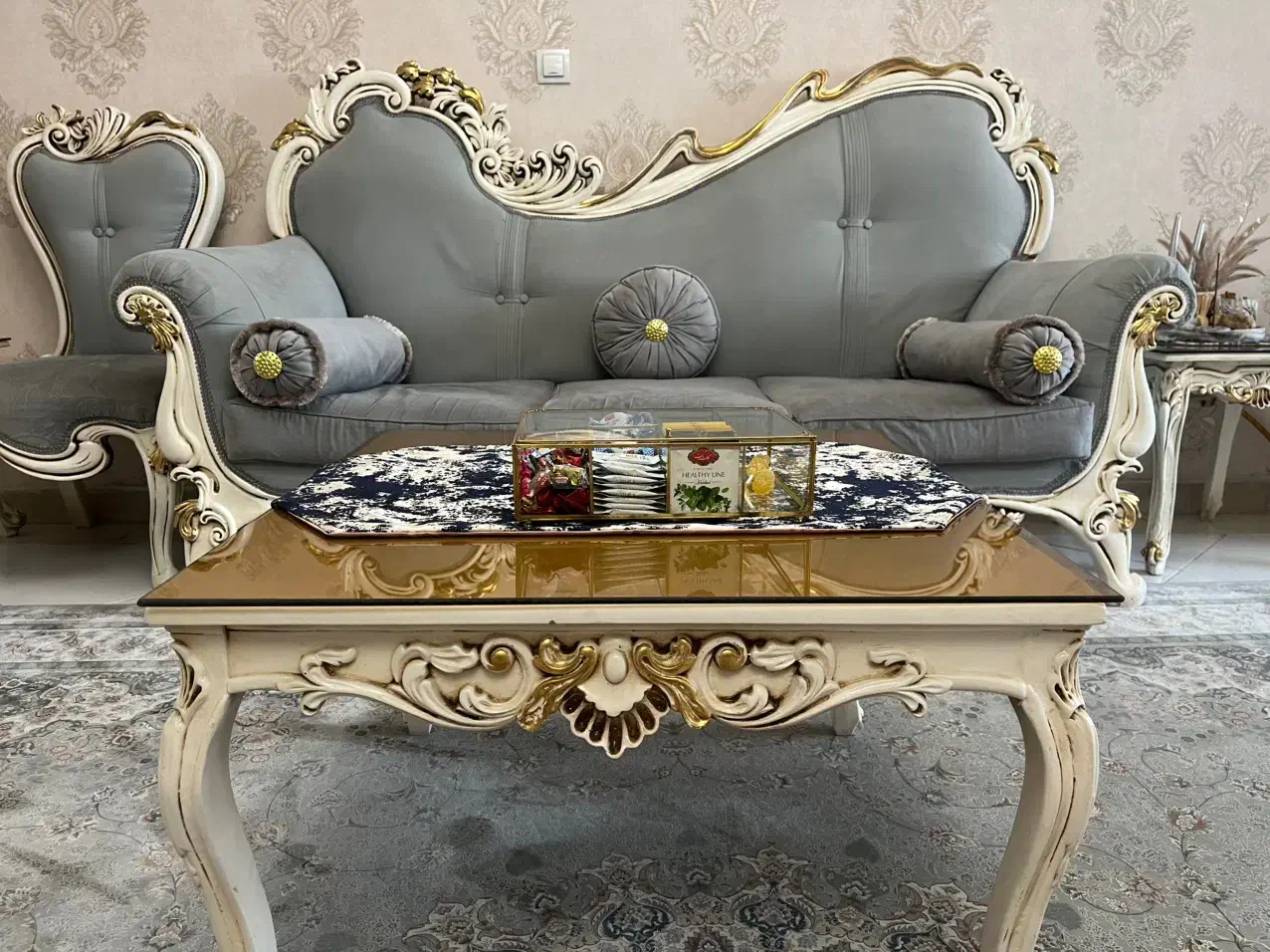 مبل ومیز نهار خوری|مبلمان خانگی و میز عسلی|کنگاور, |دیوار