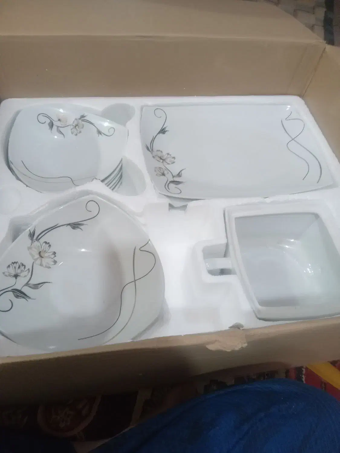 سرویس ۵۲ تیکه .آرکوپال نو|ظروف سرو و پذیرایی|تبریز, |دیوار