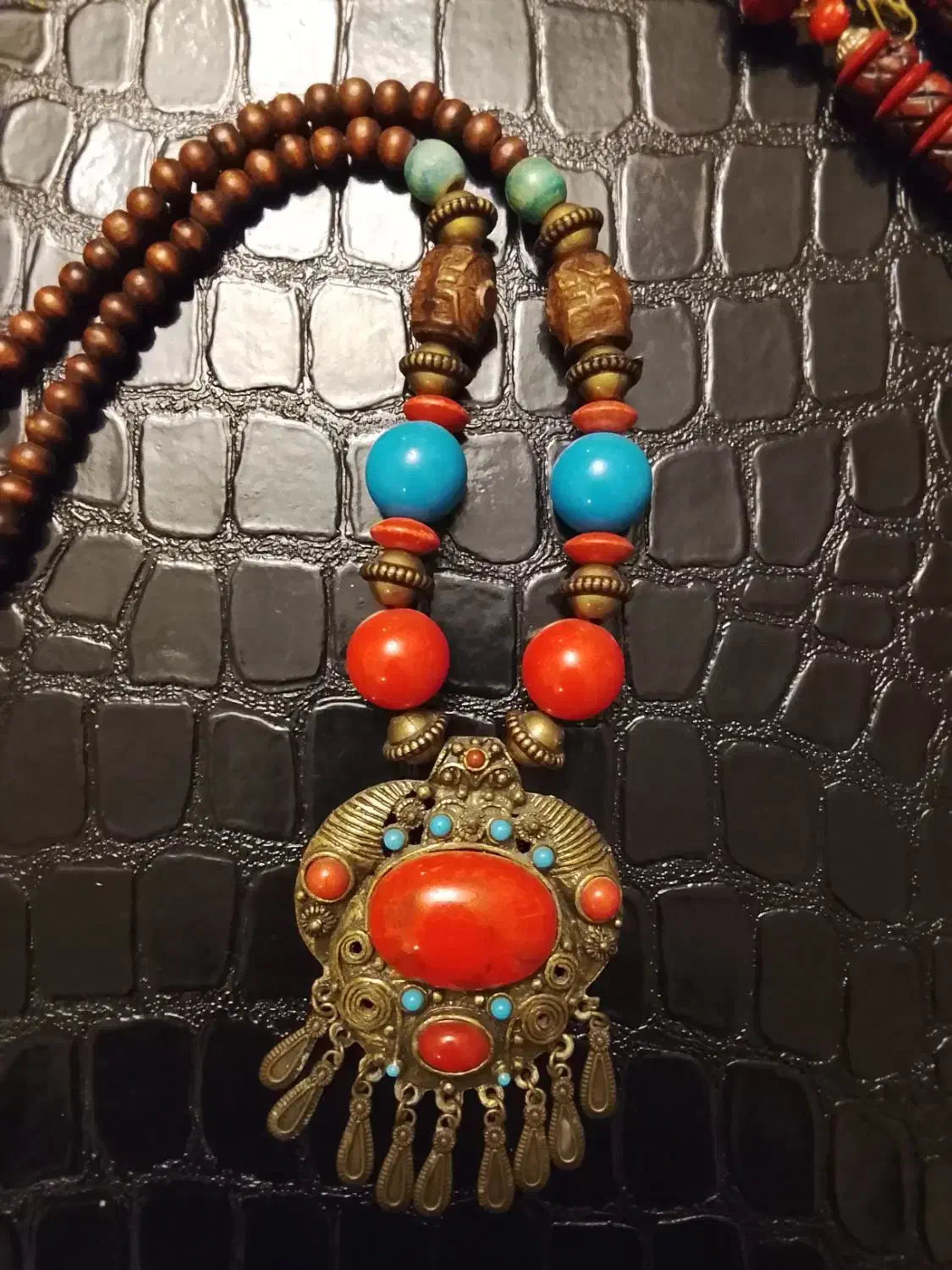 گردنبند قدیمی|بدلیجات|تهران, پاسداران|دیوار