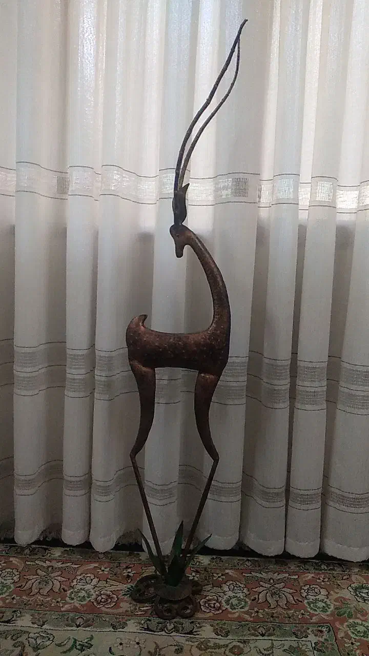 گوزن فلزی|مجسمه، تندیس، ماکت|قم, مهر آباد|دیوار