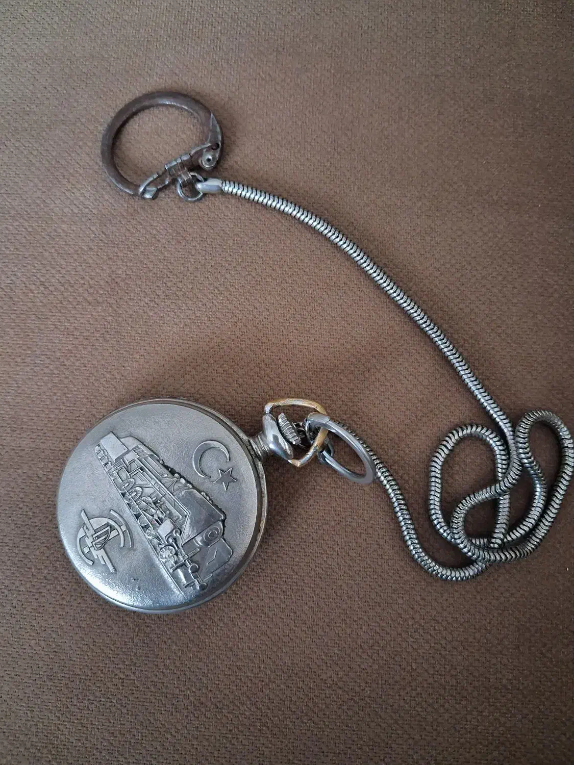 ساعت جیبی|کلکسیون اشیاء عتیقه|رشت, دباغیان|دیوار