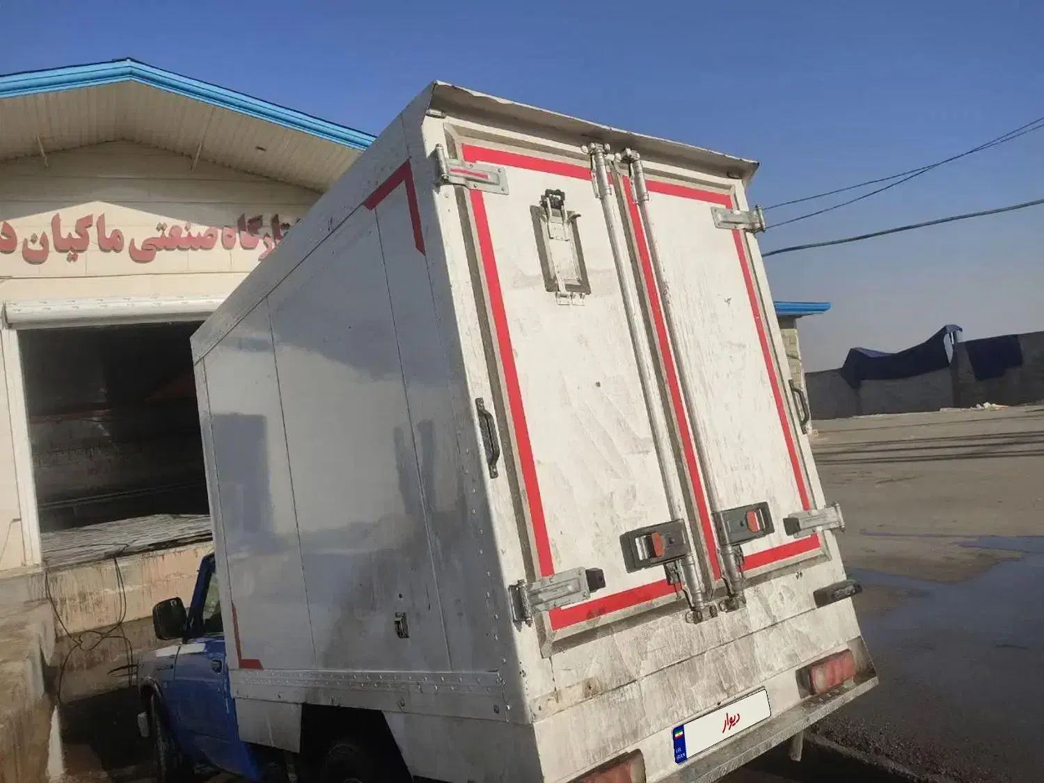 فروش یک دستگاه نیسان یخچالدار|خودرو سواری و وانت|دورود, |دیوار