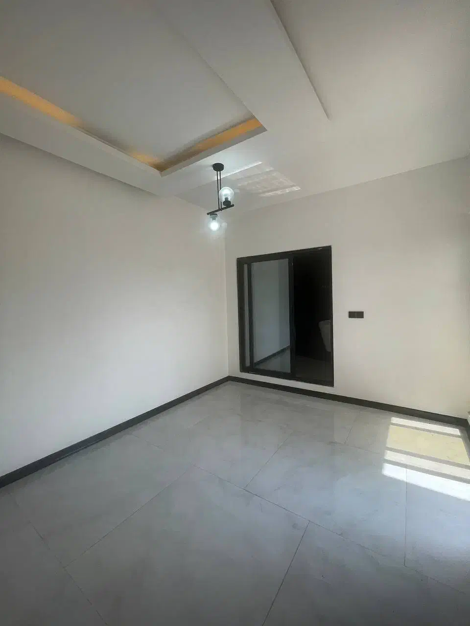 ویلا باغچه نوساز مدرن شهرکی سند تکبرگ|فروش خانه و ویلا|رحیمآباد, |دیوار