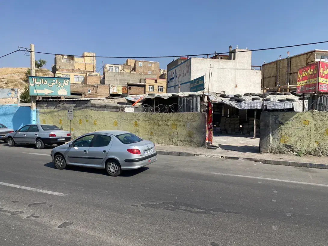 مغازه انبار ۲۰۰ متر بر طالقانی صافکار-مکانیک-مصالح|اجارهٔ مغازه و غرفه|تبریز, |دیوار