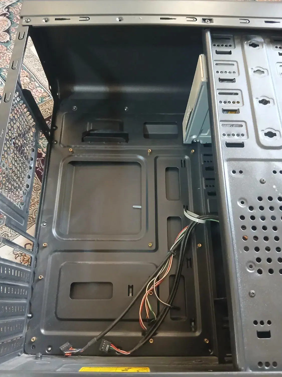 کیس گرین HIWA|قطعات و لوازم جانبی رایانه|شیراز, زرهی|دیوار