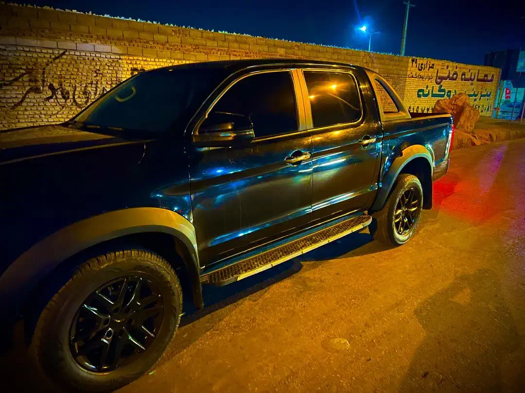 کی ام سی مدل1402|خودرو سواری و وانت|زاهدان, |دیوار