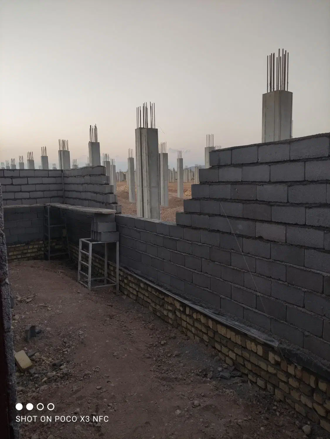 کارگر ساختمانی هستم|خدمات پیشه و مهارت|گنبد کاووس, |دیوار