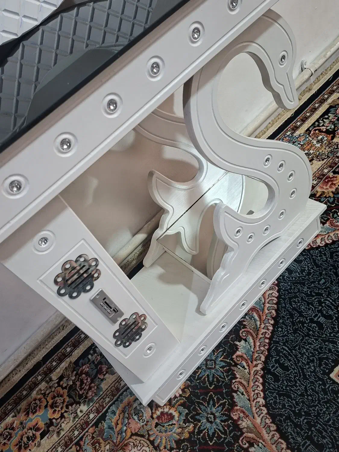 آیینه و کنسول و موزیکال|بوفه، ویترین، کنسول|قدس, شهر‌قدس|دیوار