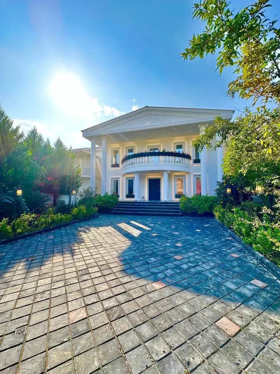 *عروس غرب مازندران *نما رومی متریال درجه یک|فروش خانه و ویلا|نور, |دیوار