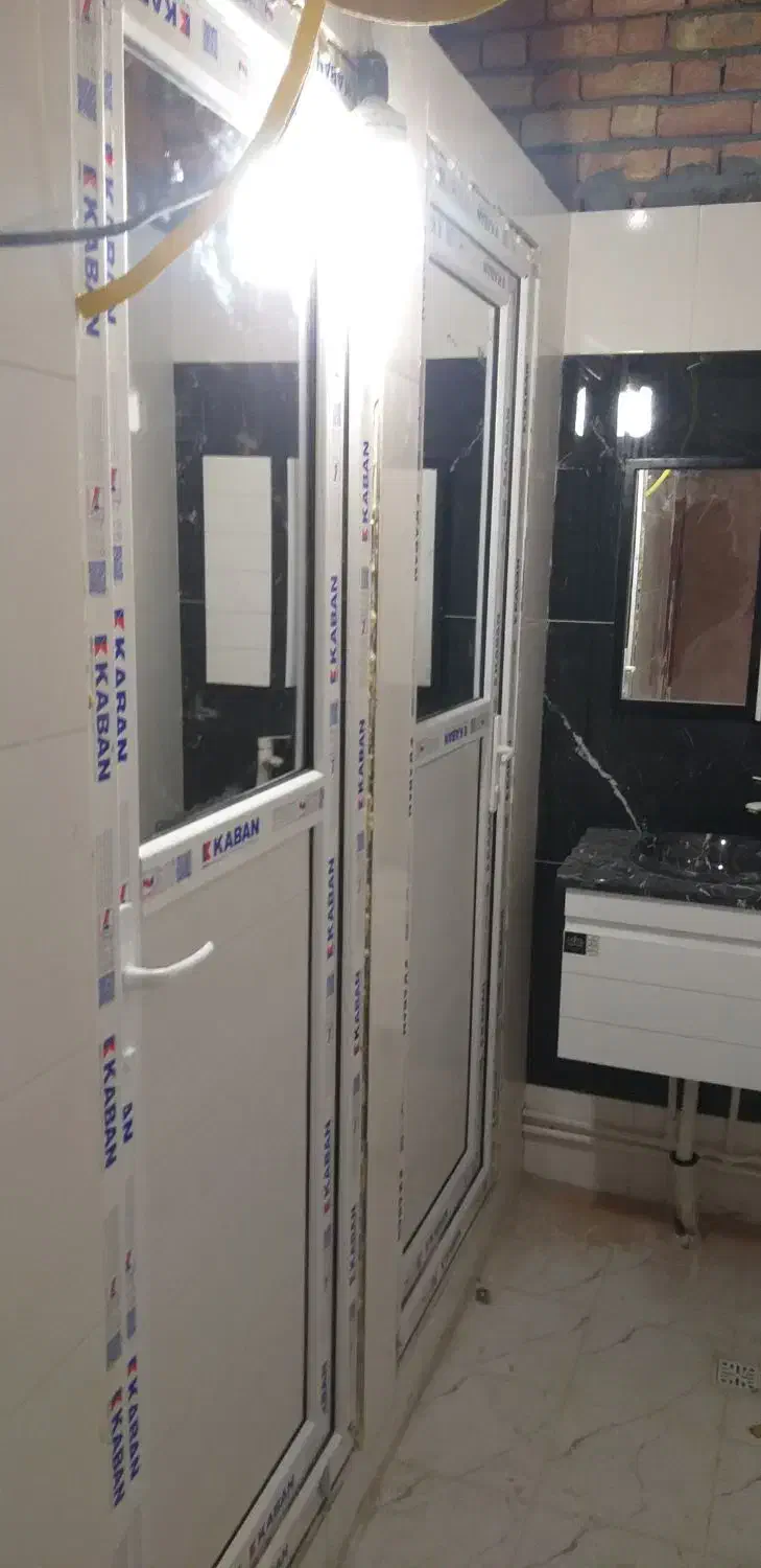 تولید انواع درب و پنچره یوپی وی سی upvc|خدمات پیشه و مهارت|ایلام, |دیوار