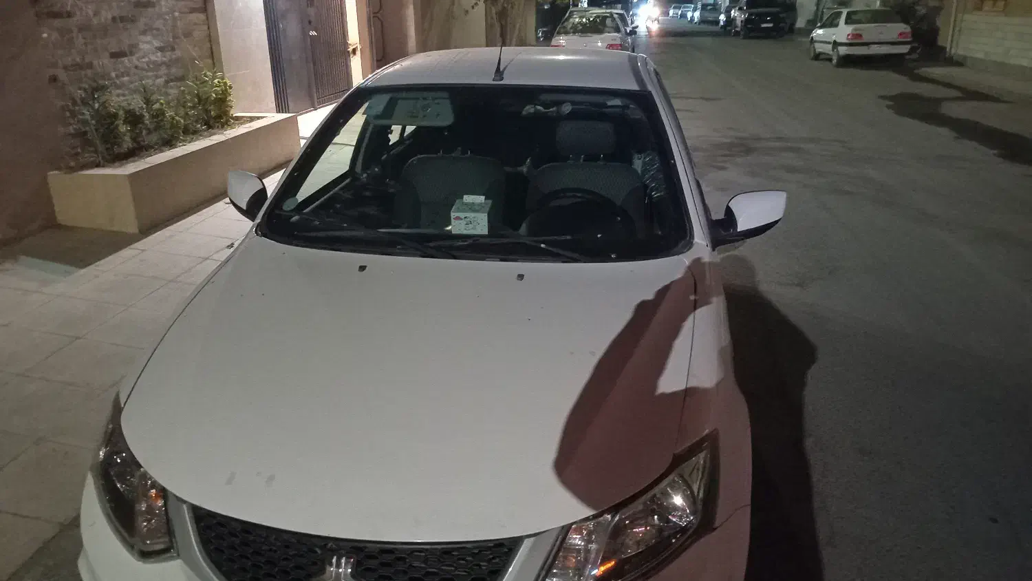 ساینا|خودرو سواری و وانت|خمینی‌شهر, |دیوار