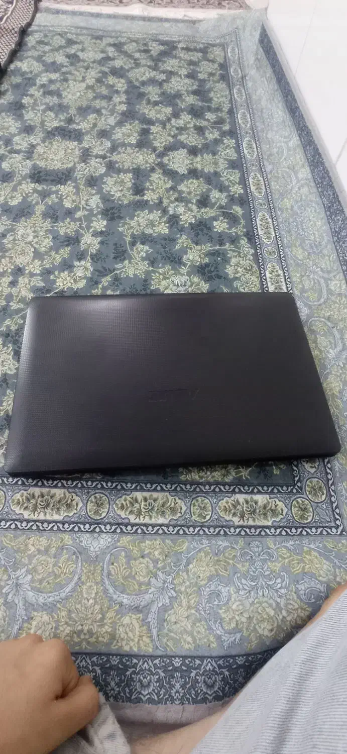 فروش لپ تاب ترو تمیز زیاد باش کار نکردم|رایانه همراه|اصفهان, کوی گلزار|دیوار