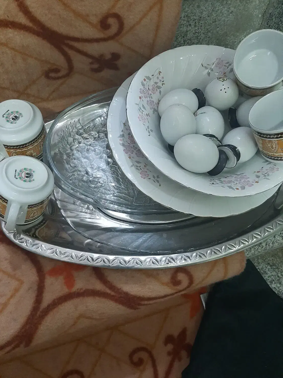 ظروف وخرده ریز آشپزخانه|رختخواب، بالش، پتو|قم, علی آباد سعدگان|دیوار