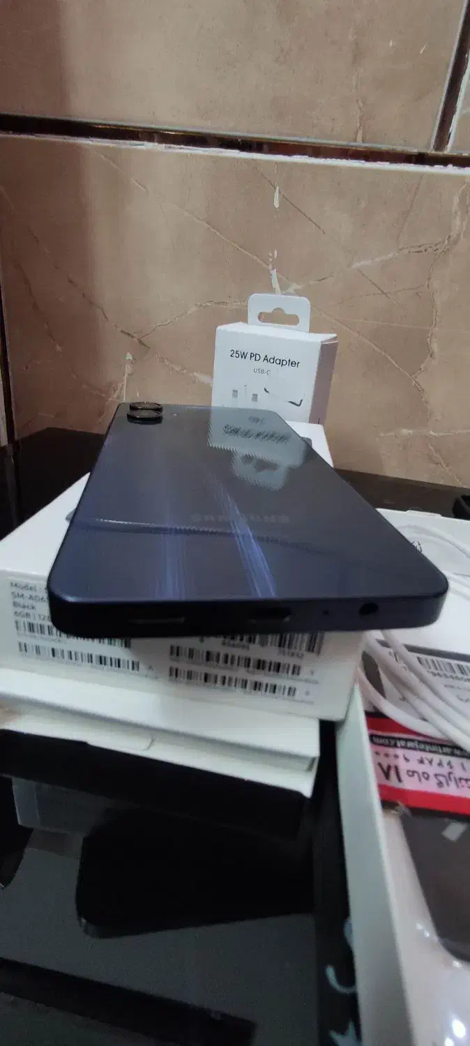 گوشی سامسونگ اصلی مدل A06 128 gig رم 6|موبایل|شیراز, شهدای شهرک سعدی|دیوار