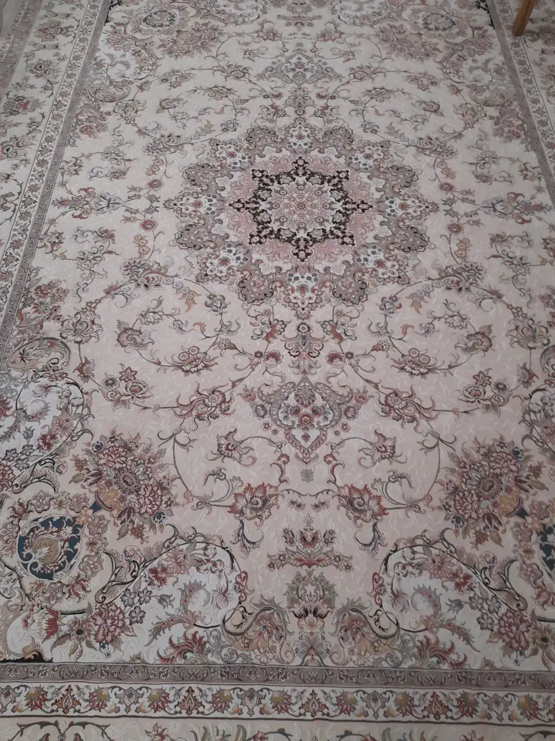 فرش ۹ متری|فرش|هشتگرد, هشتگرد قدیم|دیوار