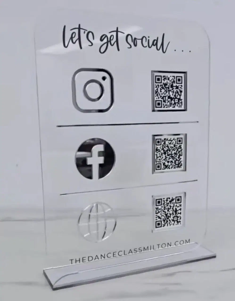 استند هوشمند و خدمات هوشمندسازی کسبوکار|خدمات رایانهای و موبایل|بروجرد, |دیوار