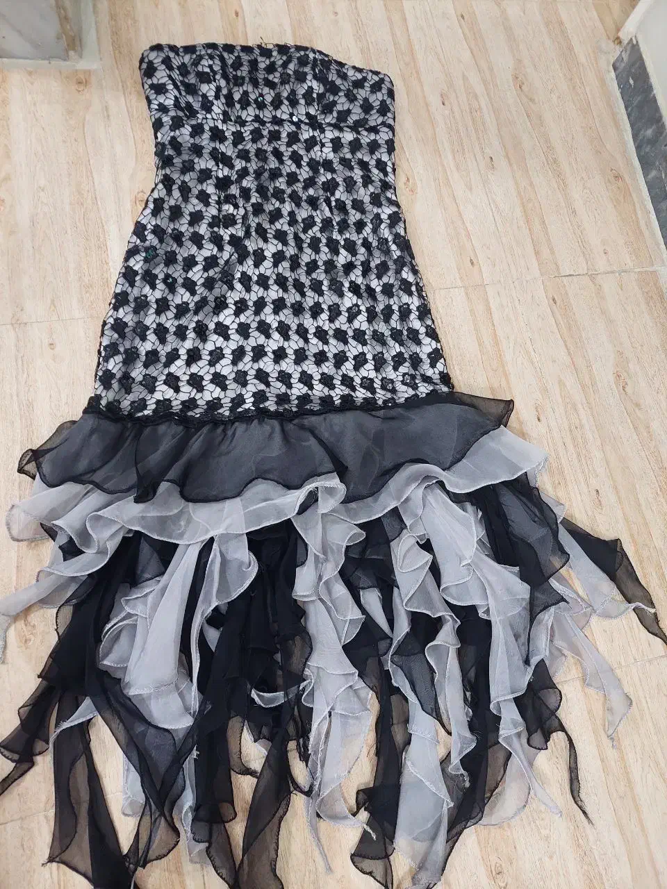 کلیه لباس هاباکمترین قیمت ب علت کوچک شدن سایز|لباس|اراک, |دیوار