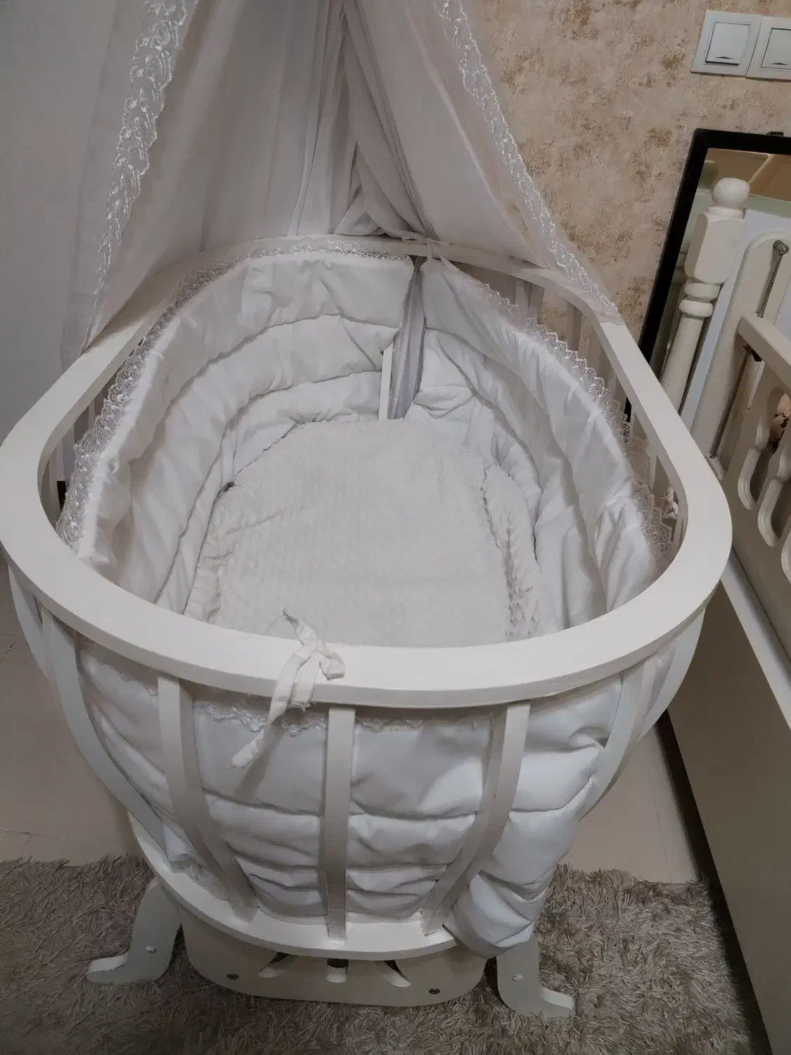 گهواره کودک|اسباب و اثاث بچه|صدرا-فارس, فاز ۱|دیوار