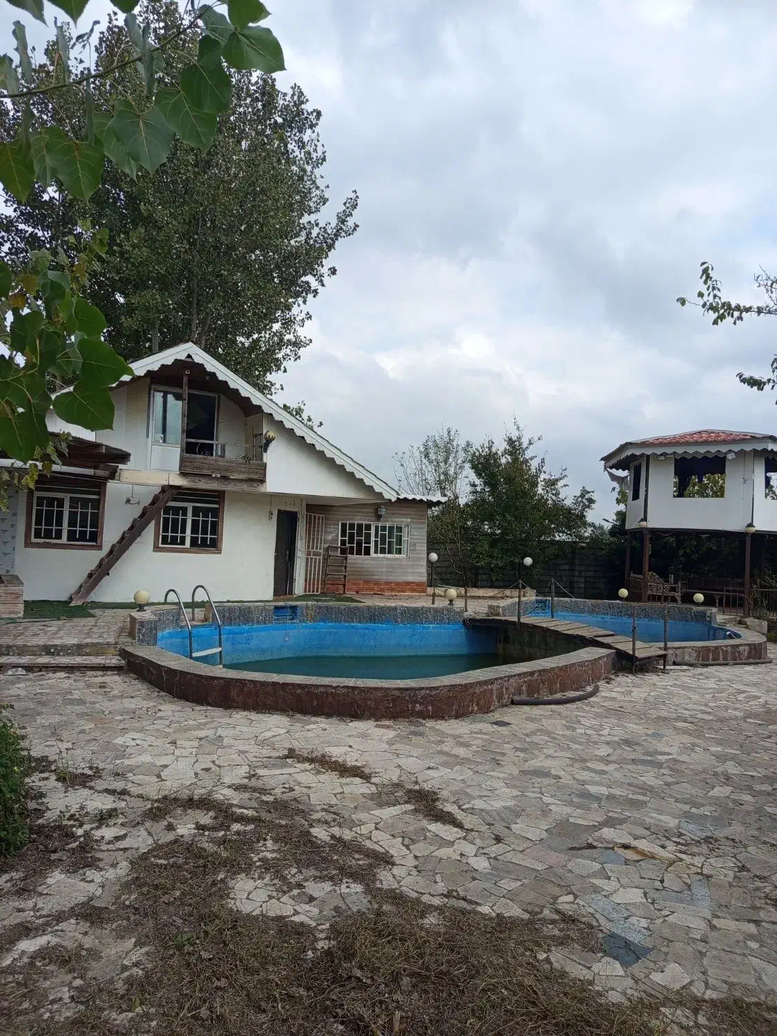 ویلا استخر دار 800متری|فروش خانه و ویلا|رشت, دیلمان|دیوار