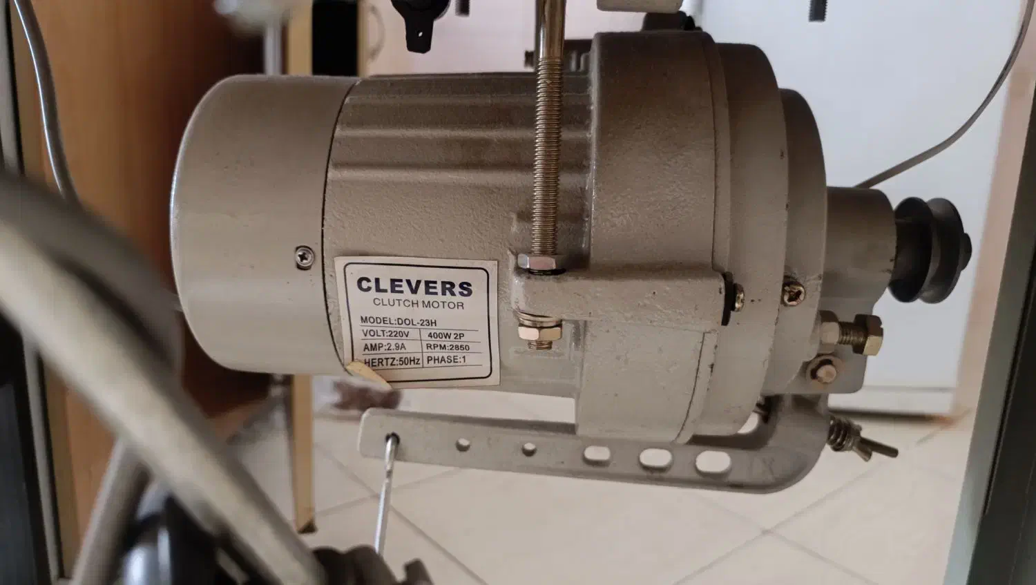 چرخ خیاطی ضخیم دوز زیگزال یا گلدوزی مدل 20u|چرخ خیاطی و ریسندگی|ابریشم, |دیوار