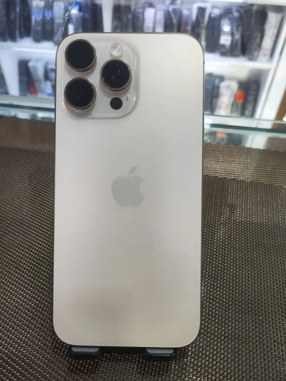 آیفون 16 پرومکس رنگ دیزرت|موبایل|مشهد, سراب|دیوار