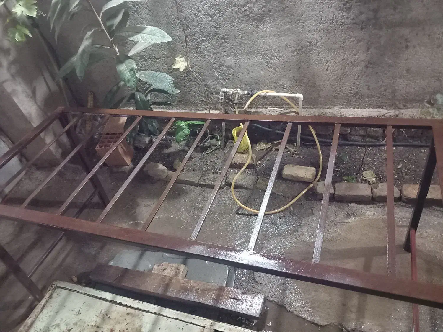 تخت آهنی|تخت و سرویس خواب|فاضل آباد, |دیوار