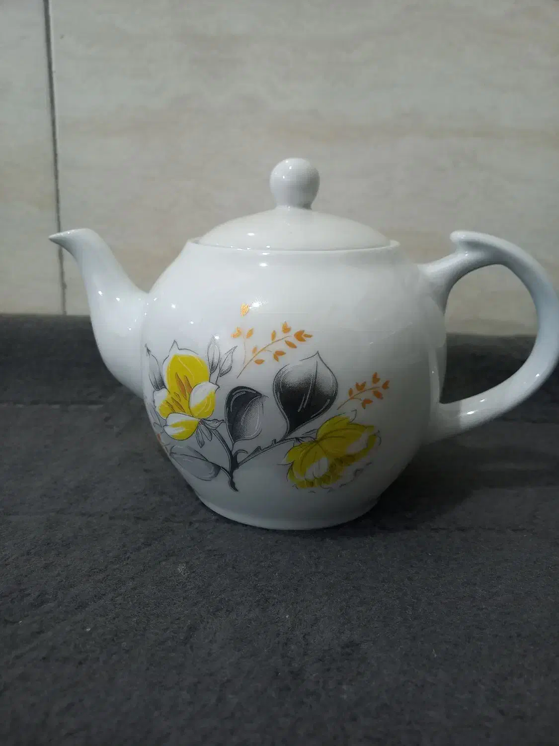 قوری|قوری، کتری، قهوه‌ساز دستی|قم, علی آباد سعدگان|دیوار