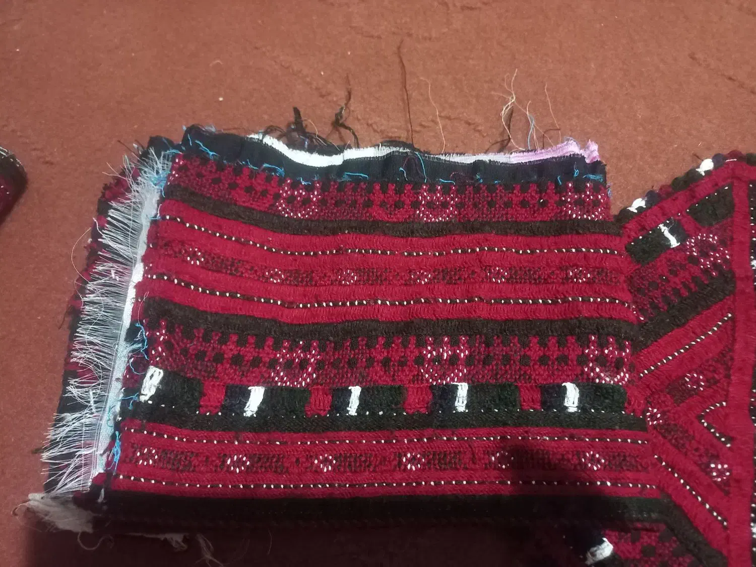 لباس|لباس|سراوان, |دیوار