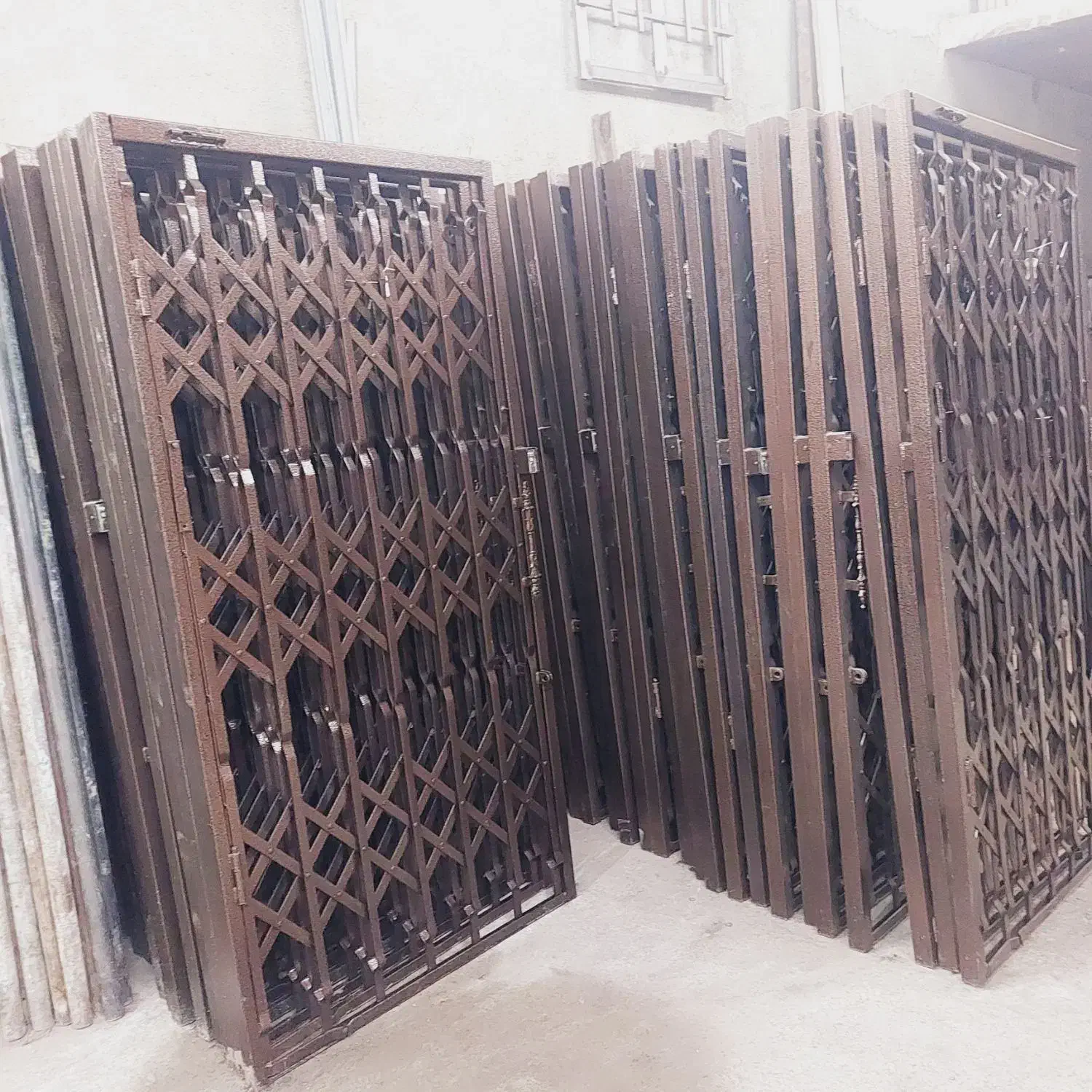 حفاظ درب اکاردیونی اپارتمان نصب فوری کل تهران|مصالح و تجهیزات ساختمان|تهران, سبلان (لشگر)|دیوار