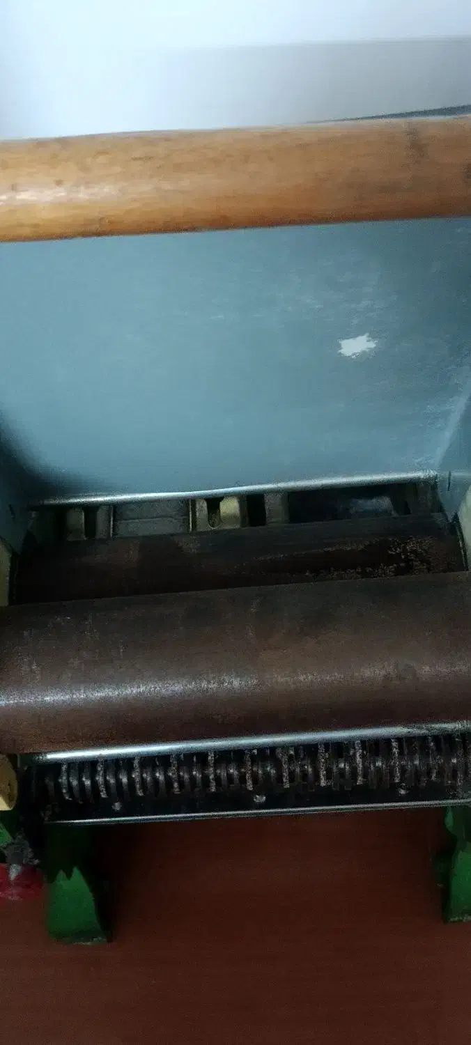 رشته بر‌برقی|ماشین‌آلات صنعتی|خان ببین, |دیوار