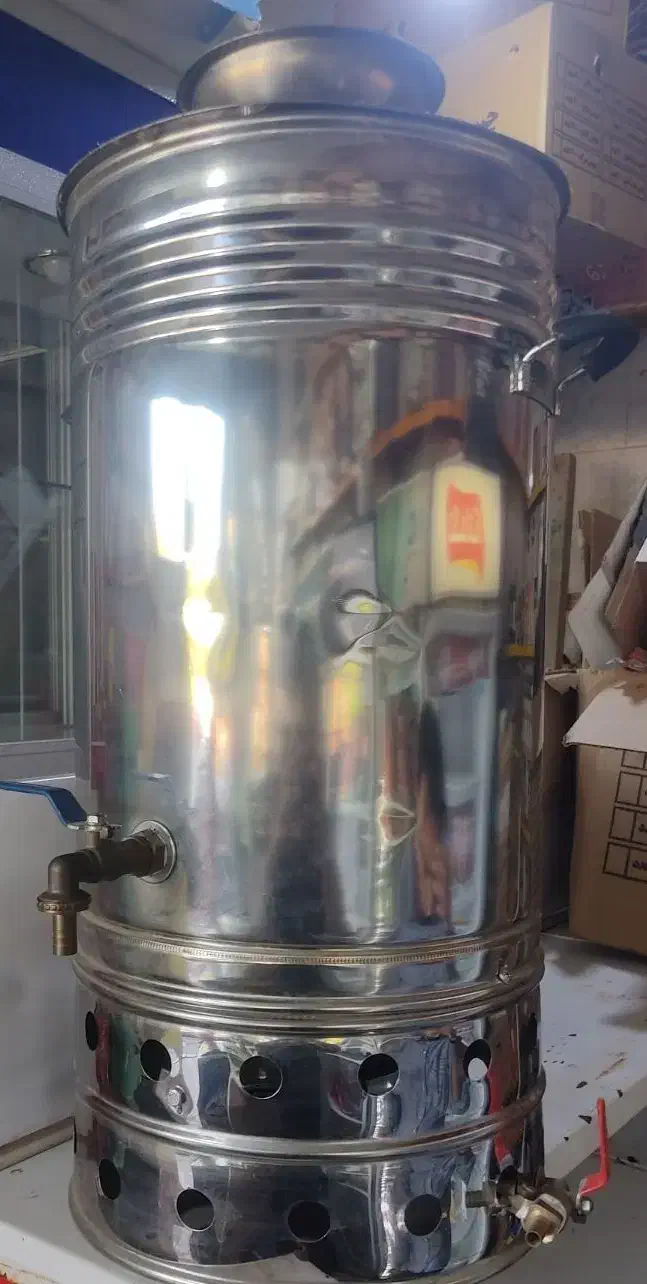 قفسه وسط فروشگاهی + سماور گازی|فروشگاه و مغازه|کرمانشاه, |دیوار