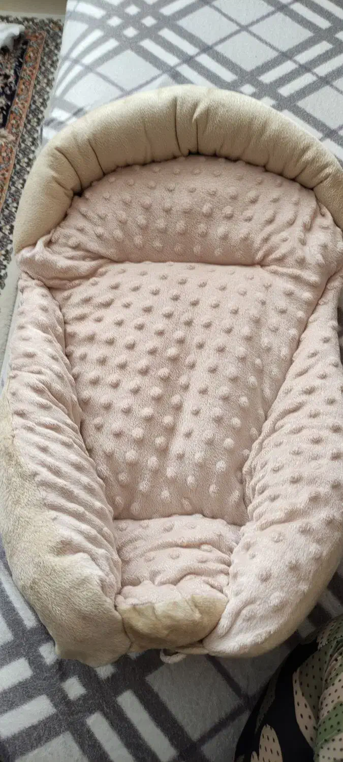 آغوشی مخمل نو|کالسکه و لوازم جانبی|گلبهار, شهر جدید گلبهار|دیوار