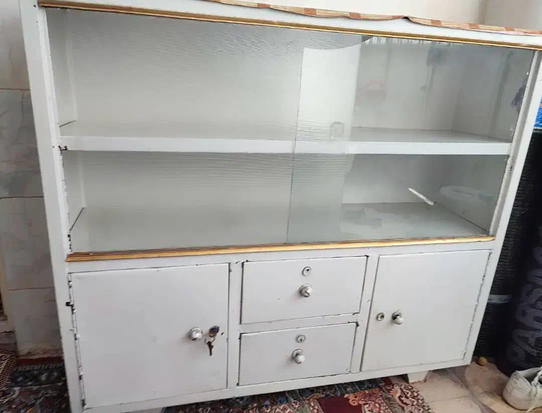 کابینت فلزی|مبلمان خانگی و میز عسلی|شیراز, شهرک مهرگان|دیوار