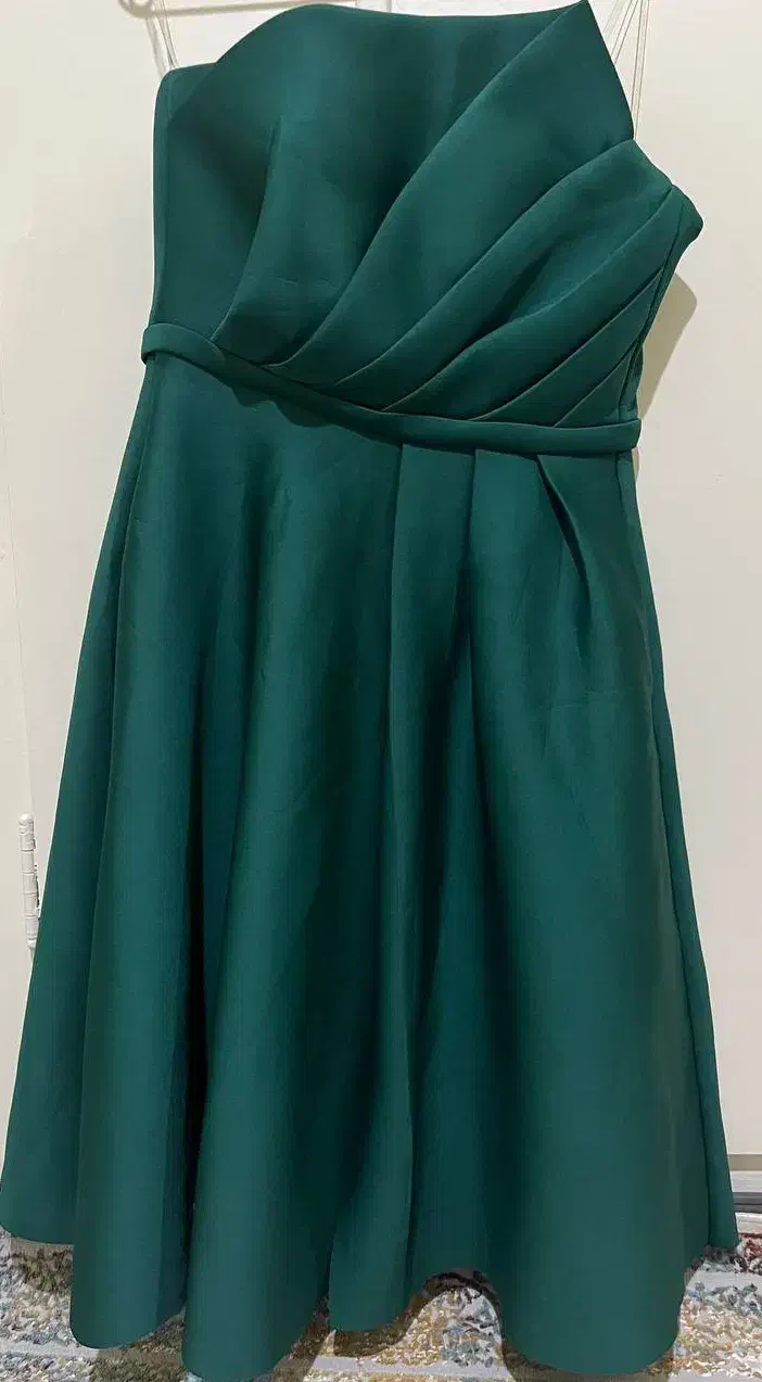 لباس شب|لباس|آمل, |دیوار