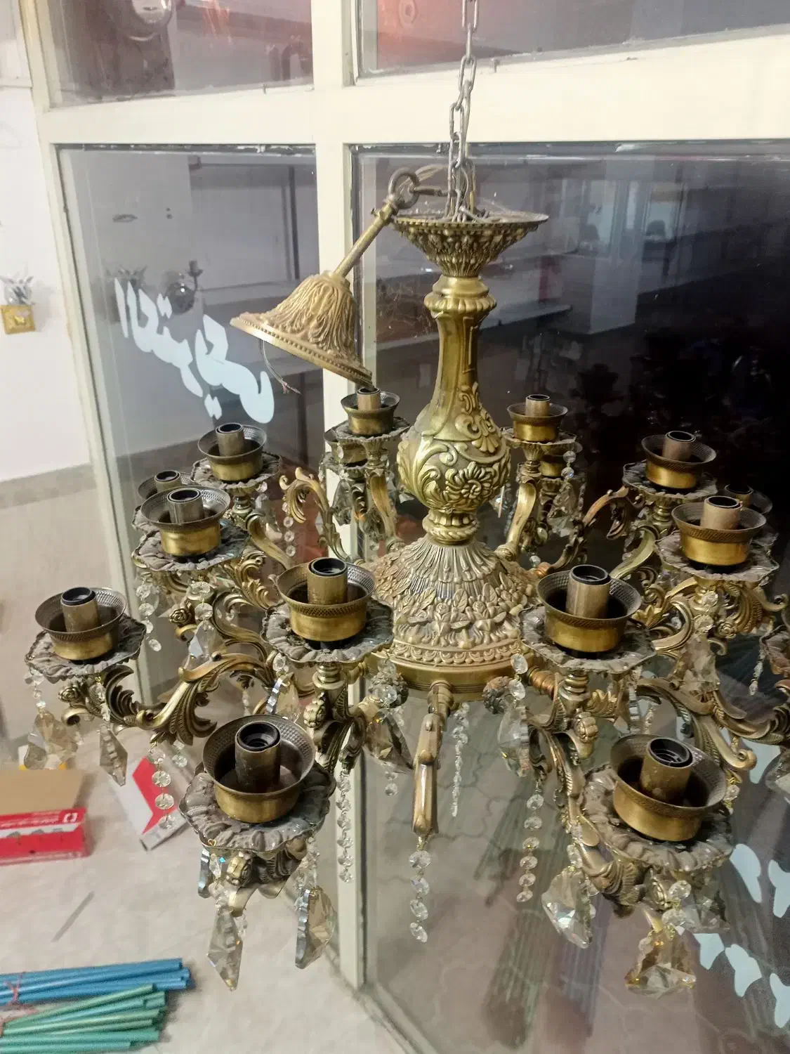 لوستر ۱۶ شعله|لوستر و چراغ آویز|تالش, هشتپر|دیوار