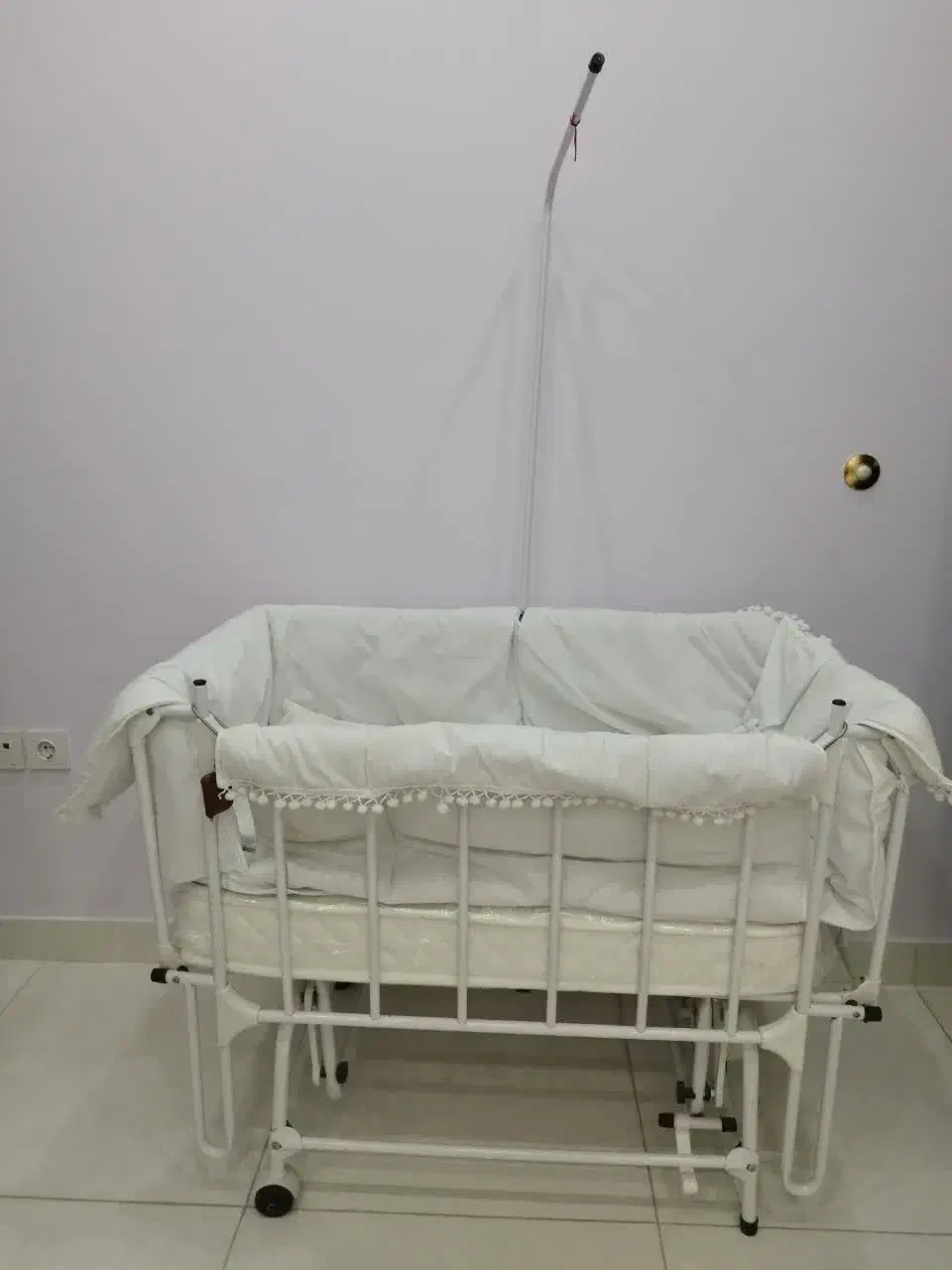 گهواره برقی نوزاد تا 2سال|تخت و سرویس خواب|سنندج, |دیوار