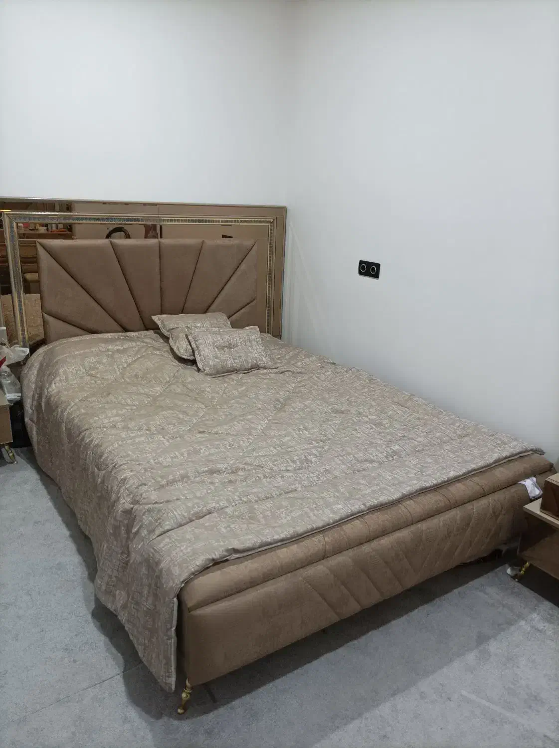 تخت خواب ۲ نفره|تخت و سرویس خواب|اندیمشک, |دیوار