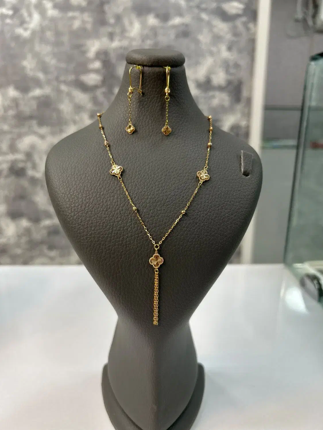 طلاهای نما دار و زیبا با مناسبترین اجرت|جواهرات|ایوان, |دیوار