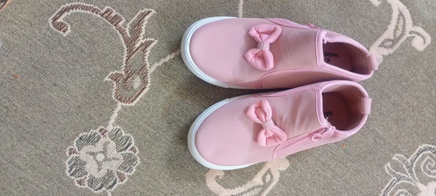 کفش دخترانه|کفش و لباس بچه|اصفهان, جلالیه|دیوار