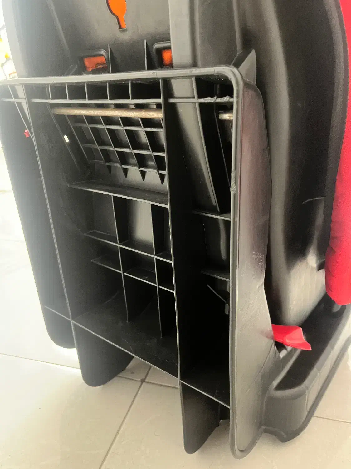 صندلی ماشین کودک|تخت و صندلی بچه|کاشمر, |دیوار