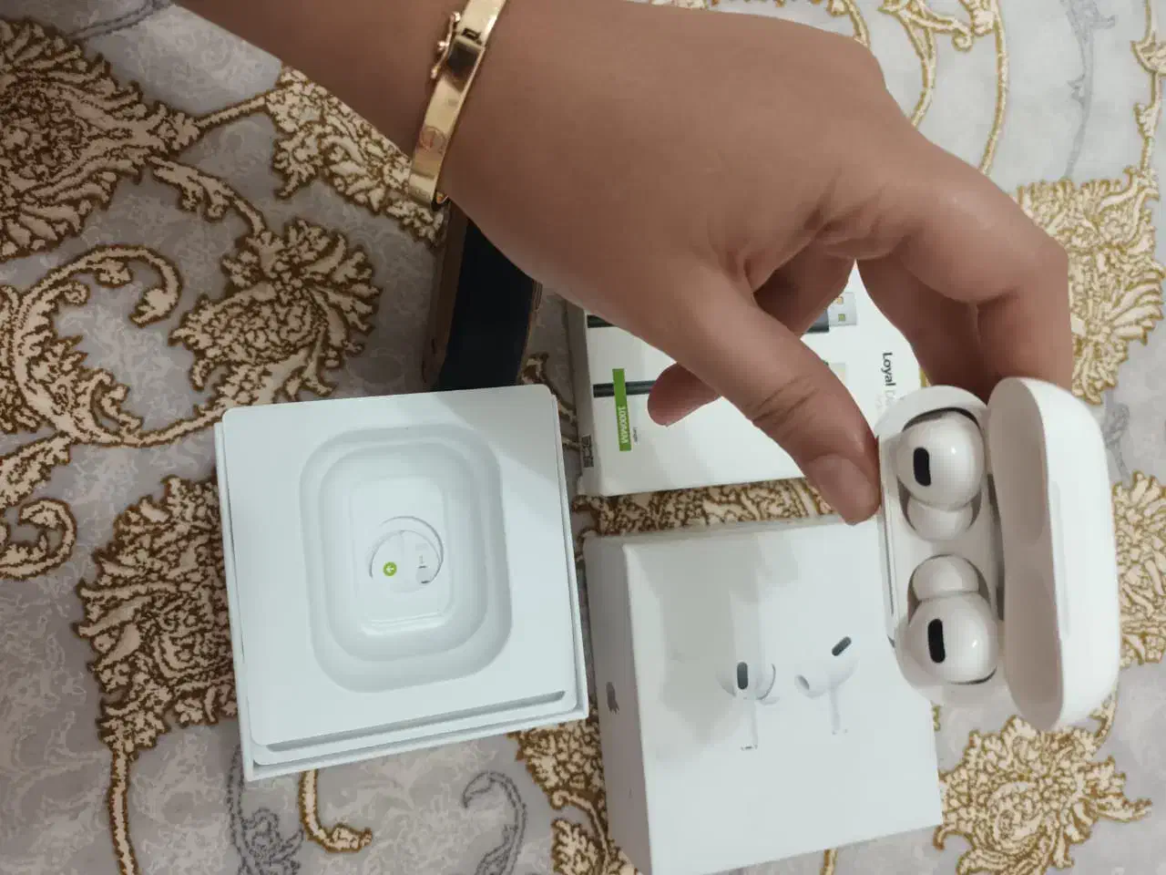 ایرپاد پرو آیفون اصلی نو بدون استفاده|لوازم جانبی موبایل و تبلت|فولادشهر, C2|دیوار