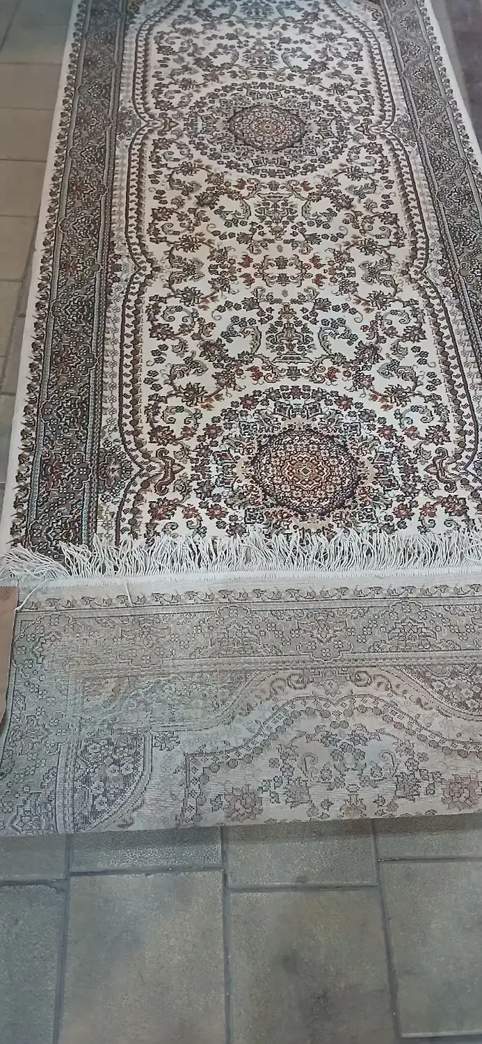 فرش کناره|فرش|کاشان, مدرس|دیوار