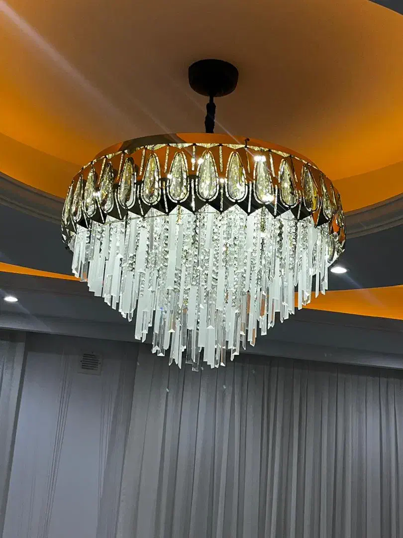 لوستر سه حالته ال ای دی در حد نو|لوستر و چراغ آویز|تهران, بهداشت|دیوار