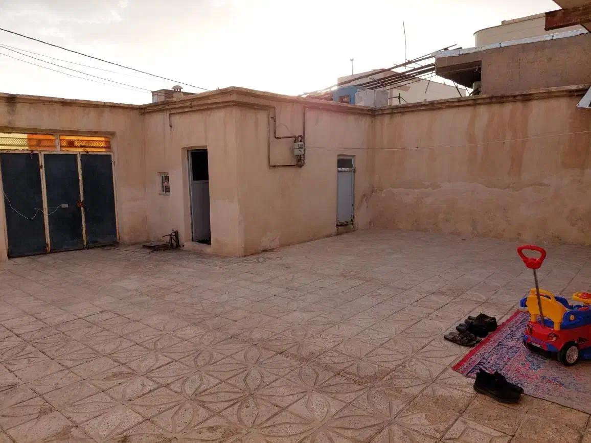 ساختمان کولنگ به متراژ ۲۰۰ وکوچه۸متری میباشد|فروش خانه و ویلا|میانه, |دیوار