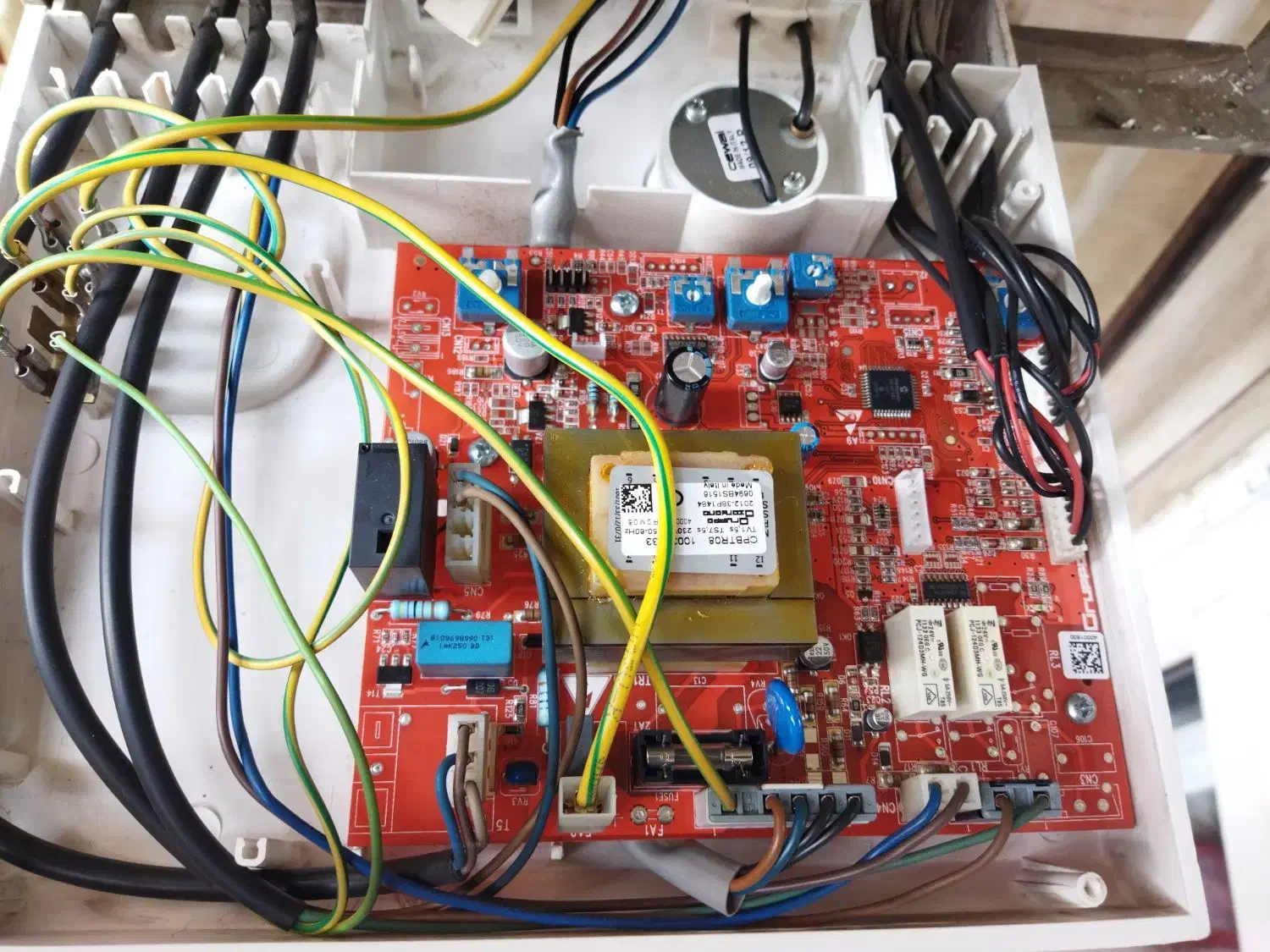 سرویس و تعمیر انواع پکیج در تهران|خدمات پیشه و مهارت|تهران, سهروردی|دیوار